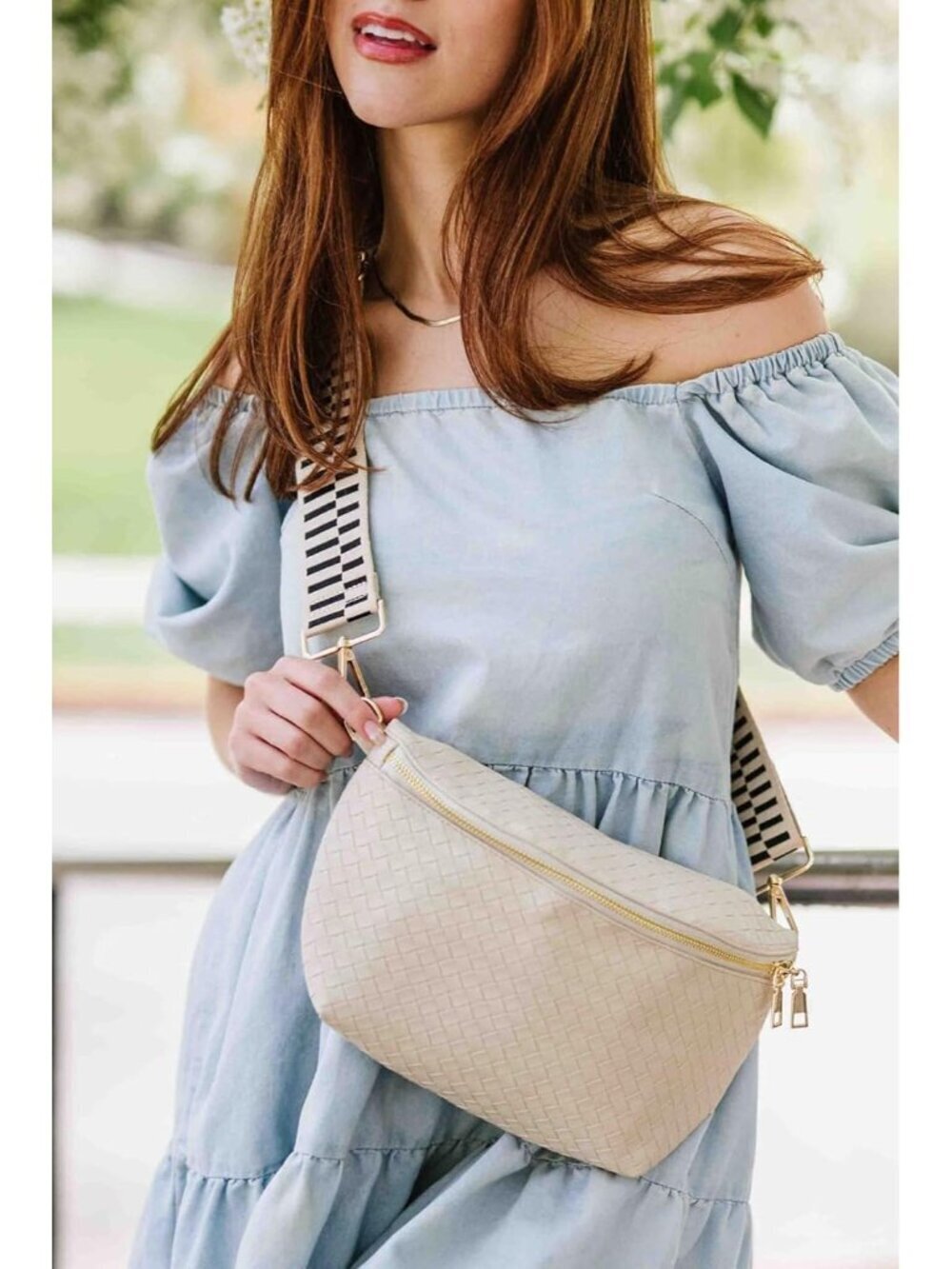 Women's Cream Rory Oversized Crisscross Vegan Leather Crossbody Bag - Picture 2 of 6